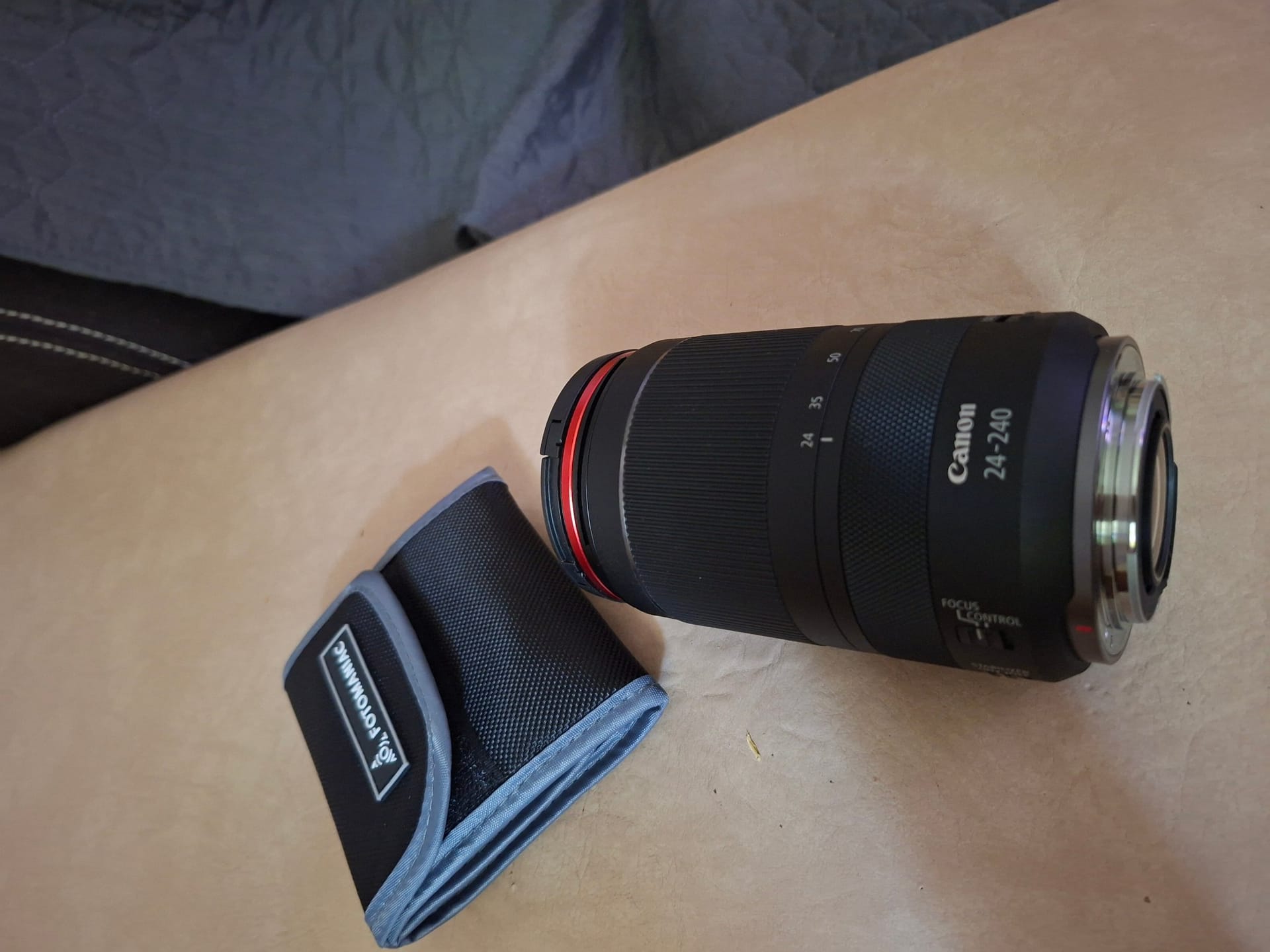 Pachet Canon RF 24-240mm f/4-6.3 IS USM (NOU, Garanție 2028) + Set 3 Filtre 72mm KnightX